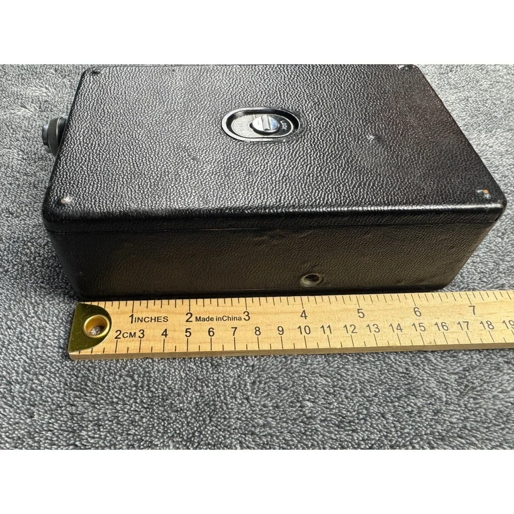 Vintage‎ Cine-Kodak Model BB 16mm Movie Camera Eastman Kodak Black Leatherette